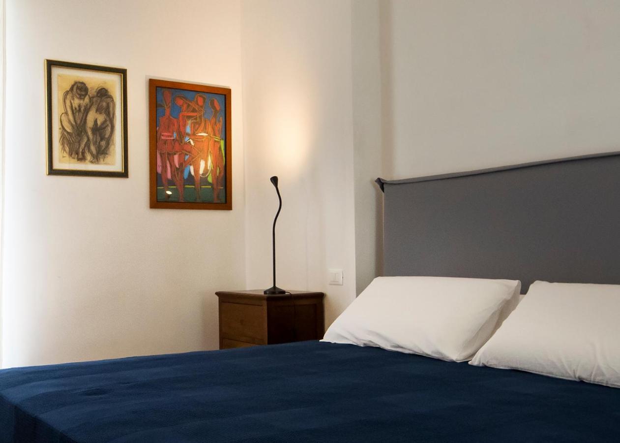 Bric A Brac Eclectic Rooms Uggiano La Chiesa Exterior photo